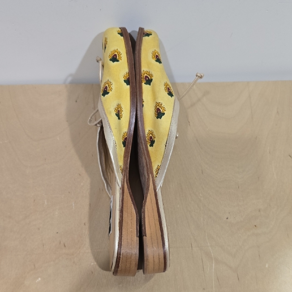 🌻Paul Mayer Yellow Floral Bow Mules - Picture 12 of 15